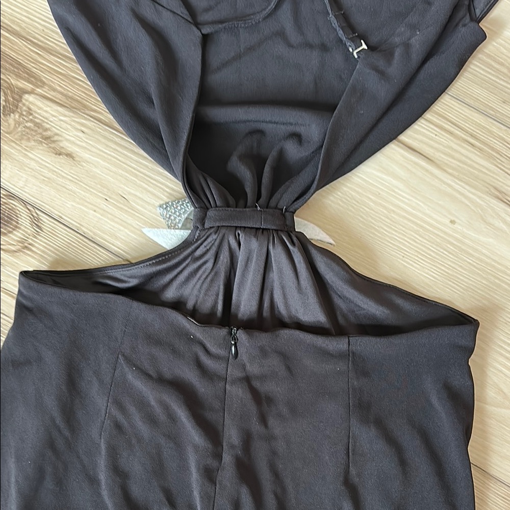 Zara Women’s Elegant Black Dress with Silver Accent Bow in Middle Waist - Picture 7 of 10